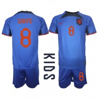 Nederland Cody Gakpo #8 Fotballklær Bortedraktsett Barn VM 2022 Kortermet (+ korte bukser)